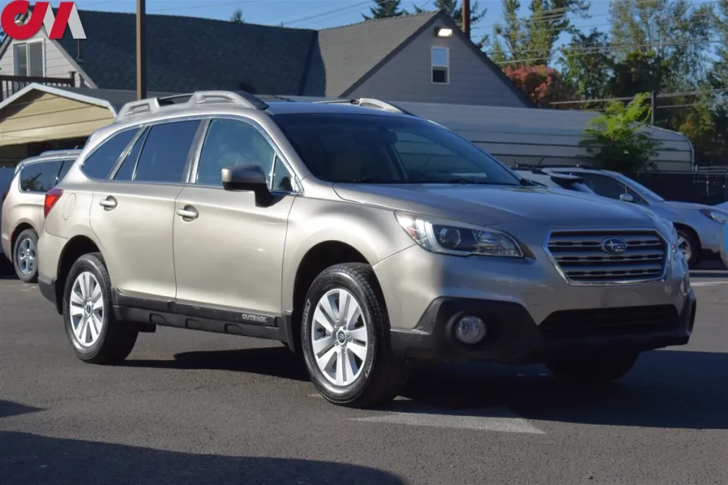 2015 Subaru Outback 2.5i Premium photo 1