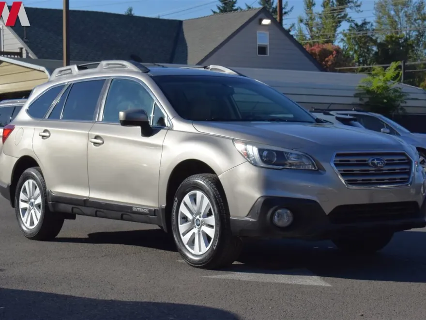 2015 Subaru Outback 2.5i Premium photo 1