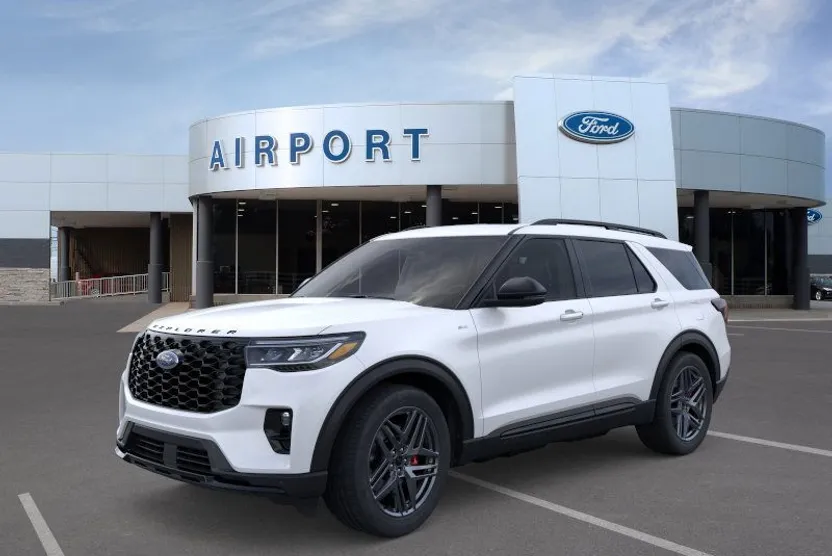2025 Ford Explorer ST-Line photo 1