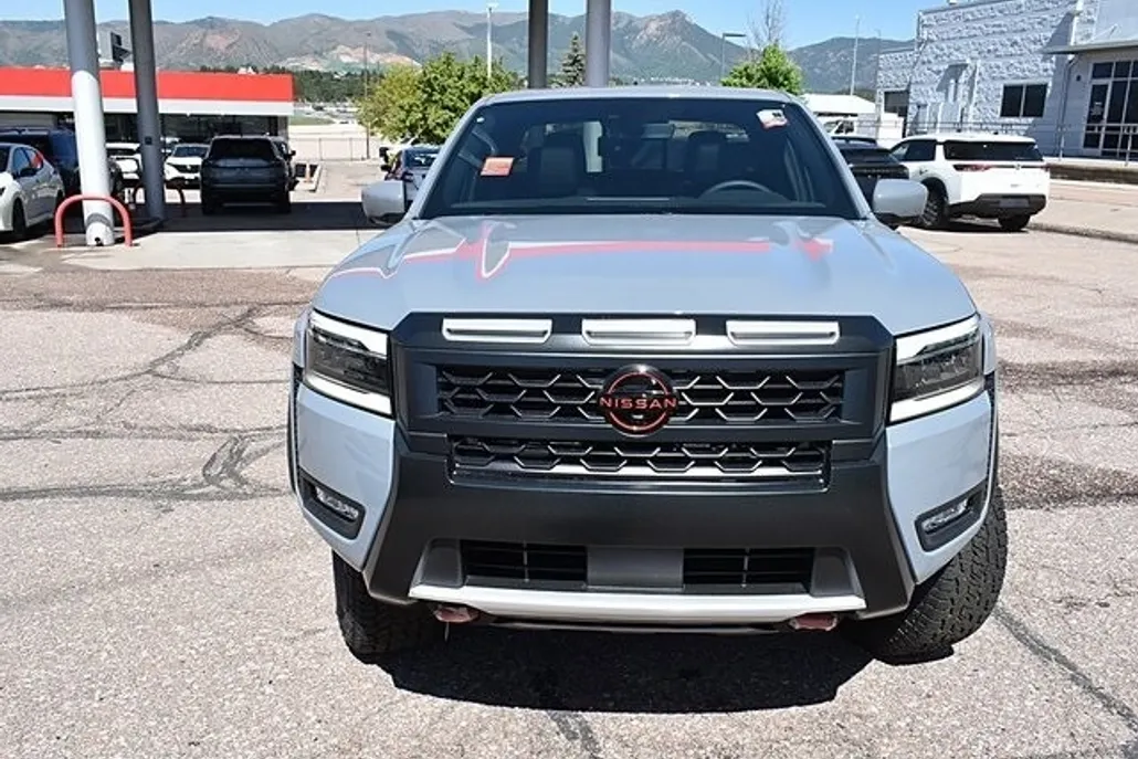 2025 Nissan Frontier PRO-4X photo 1