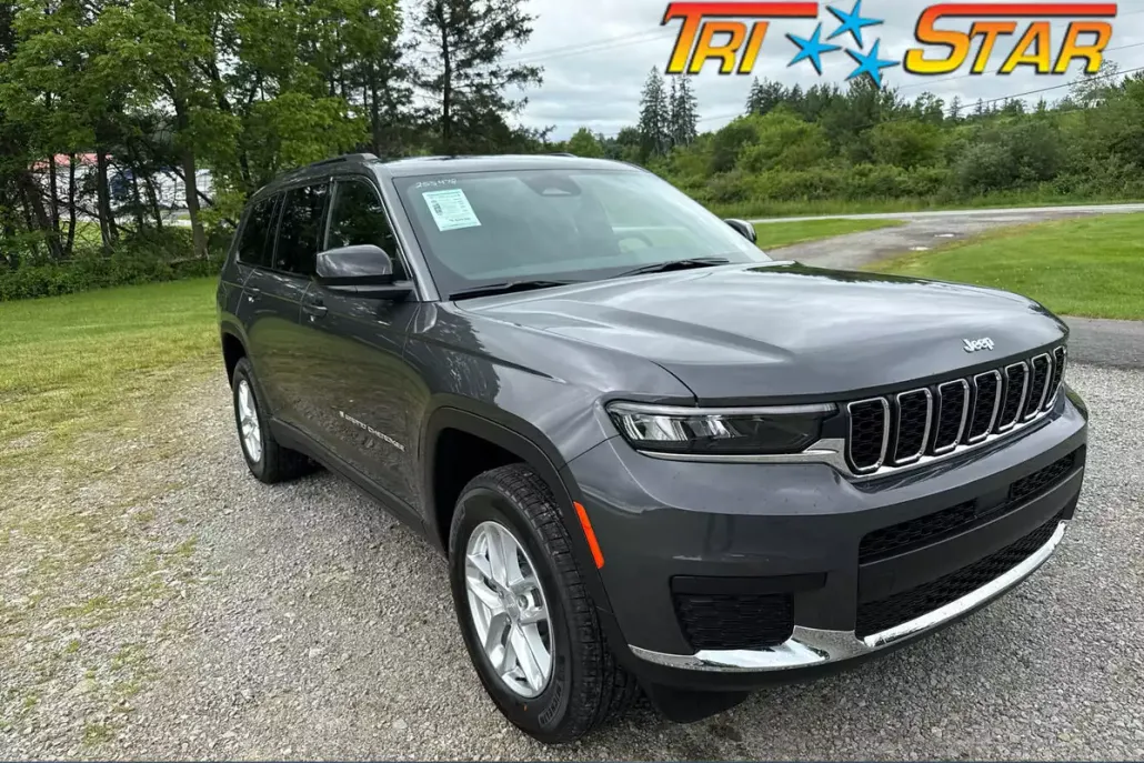 2025 Jeep Grand Cherokee Laredo X photo 1