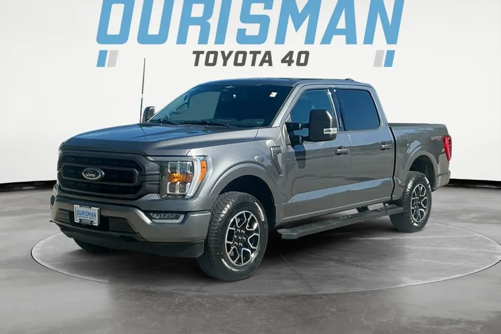 2023 Ford F-150 XLT photo 1