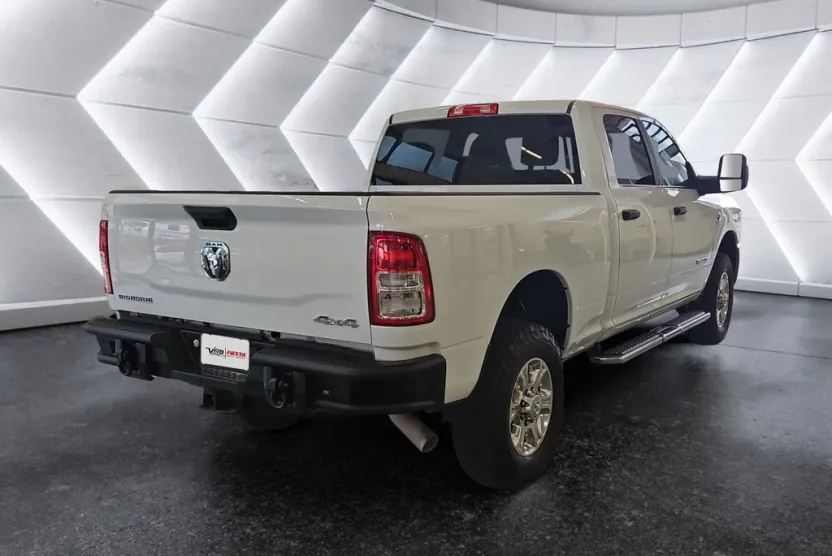 2024 Ram 2500 Big Horn photo 1