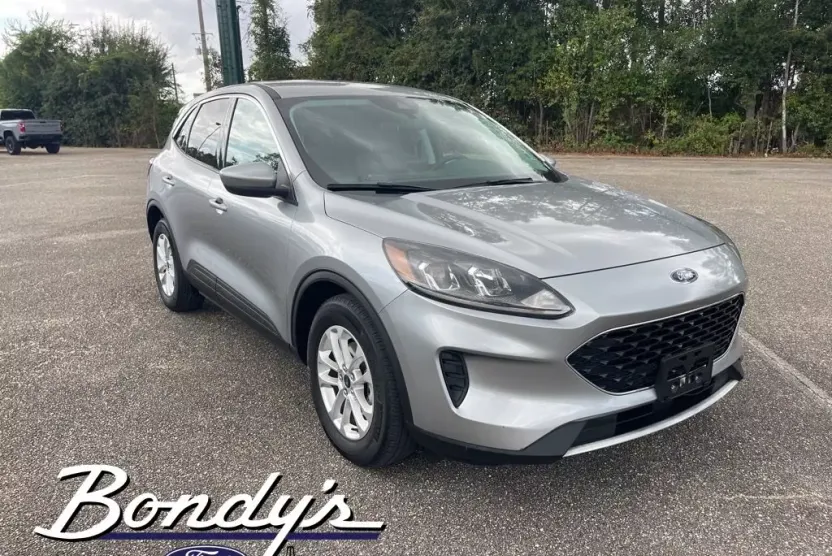 2021 Ford Escape SE photo 1