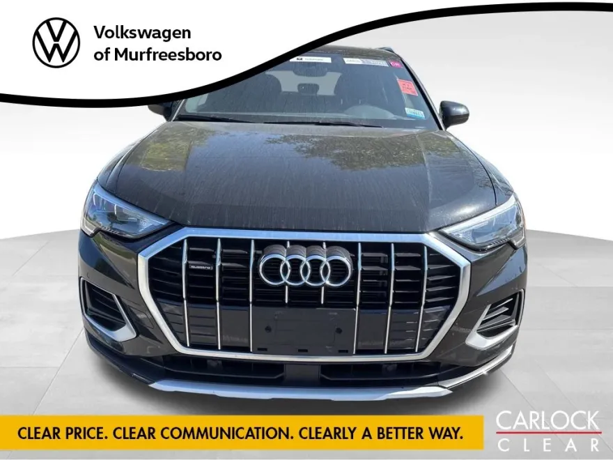 2022 Audi Q3 40 TFSI Premium photo 1