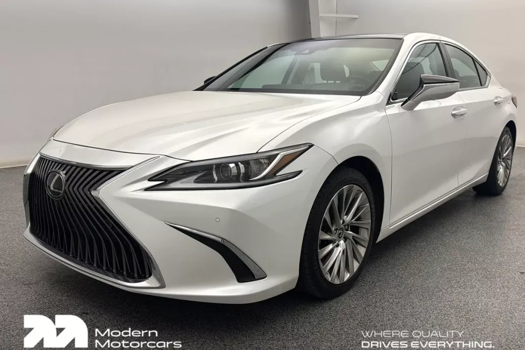 2019 Lexus ES 350 Ultra Luxury photo 1