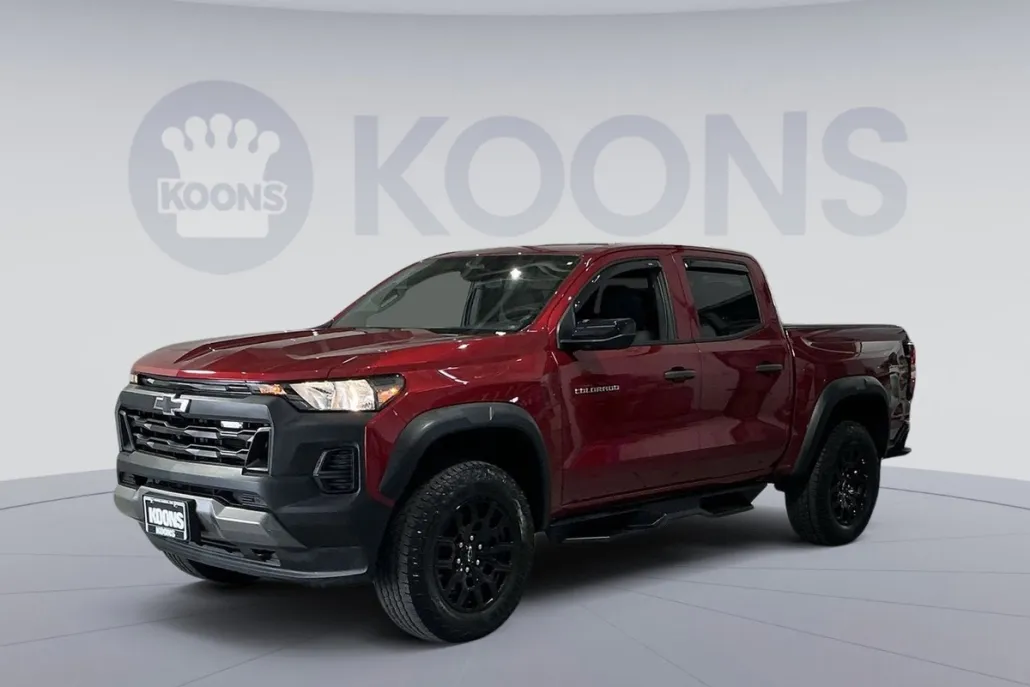 2023 Chevrolet Colorado Trail Boss photo 1