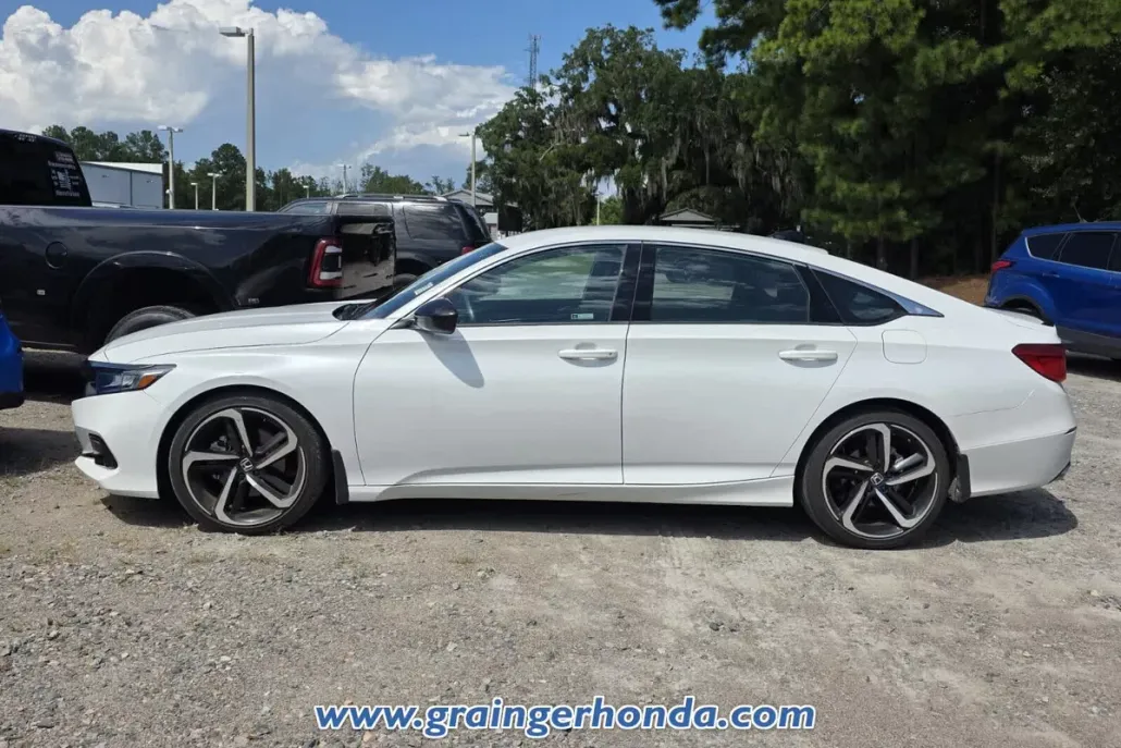 2022 Honda Accord Sport photo 1
