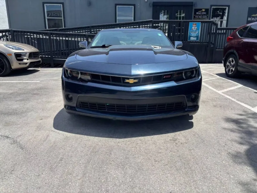 2015 Chevrolet Camaro Coupe 1LT photo 1