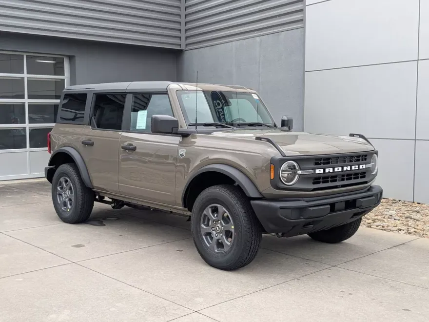 2025 Ford Bronco Big Bend photo 1