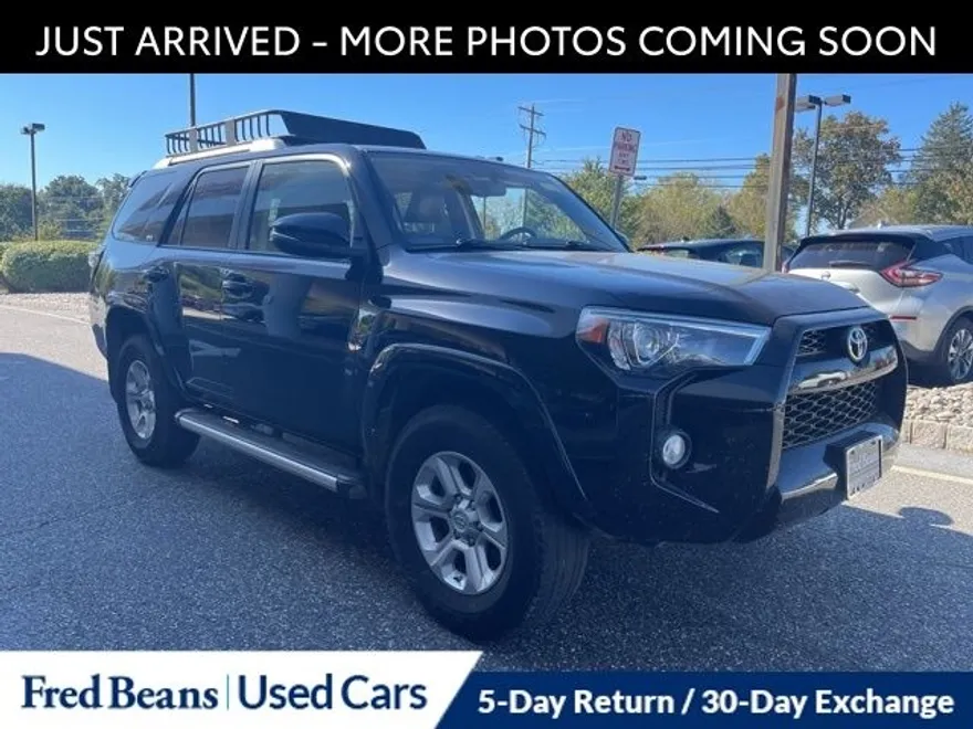 2016 Toyota 4Runner SR5 Premium photo 1