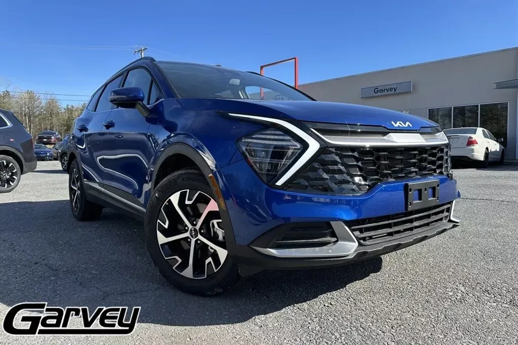 2025 Kia Sportage EX photo 1