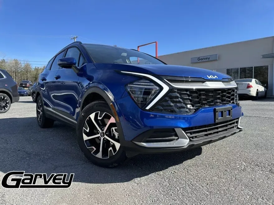 2025 Kia Sportage EX photo 1