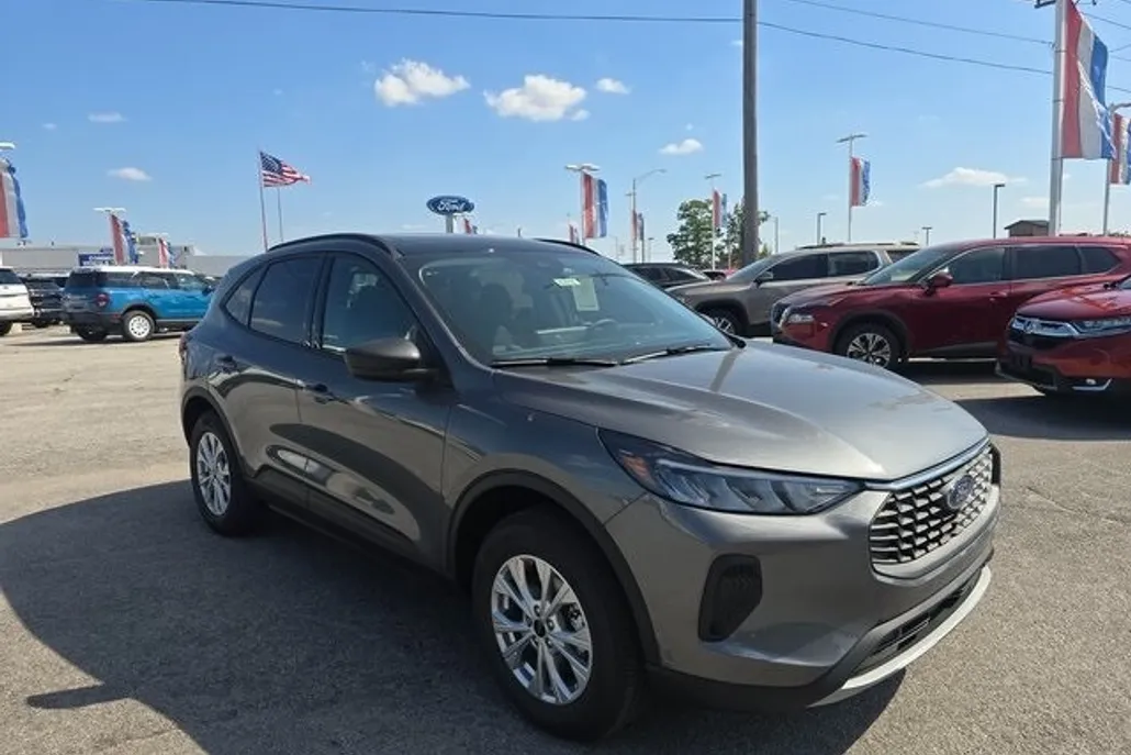 2026 Ford Escape Active photo 1