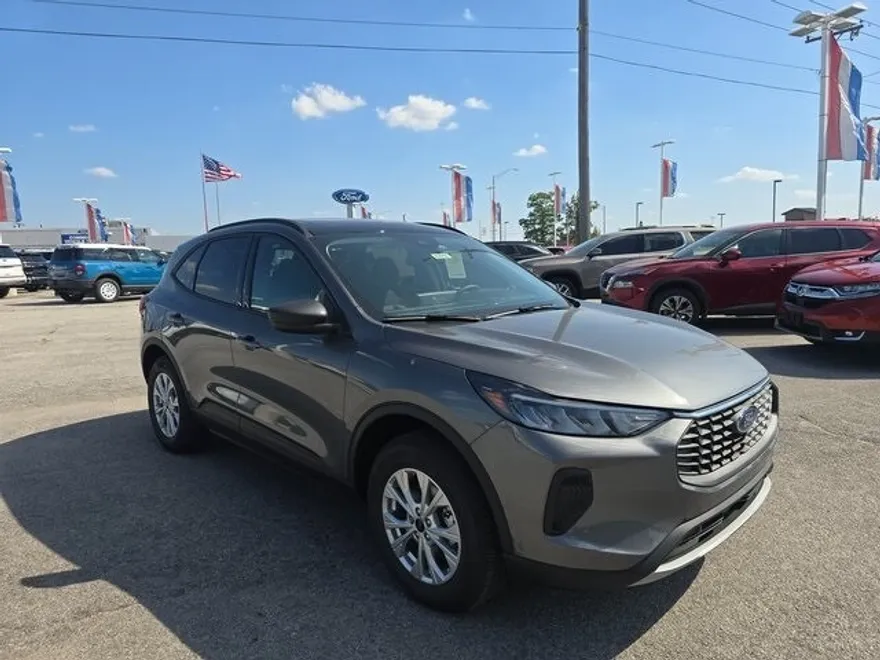 2026 Ford Escape Active photo 1