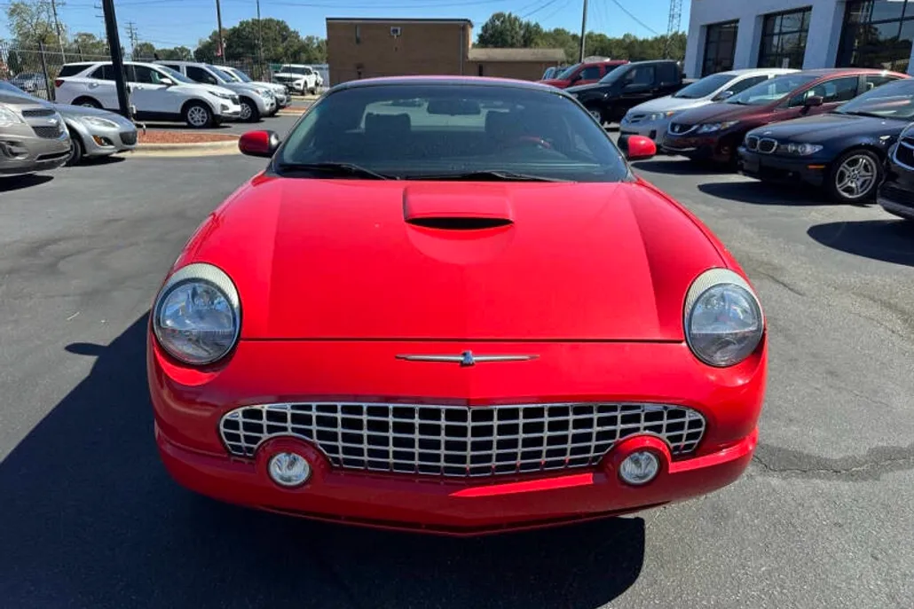 2004 Ford Thunderbird Deluxe photo 1