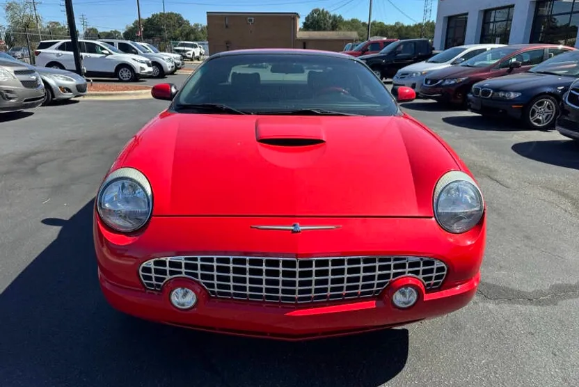 2004 Ford Thunderbird Deluxe photo 1