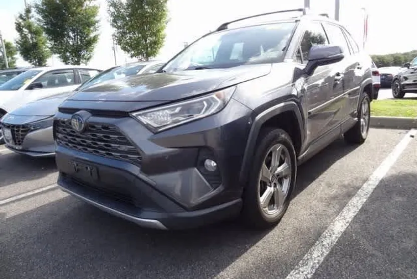2020 Toyota RAV4 Limited photo 1