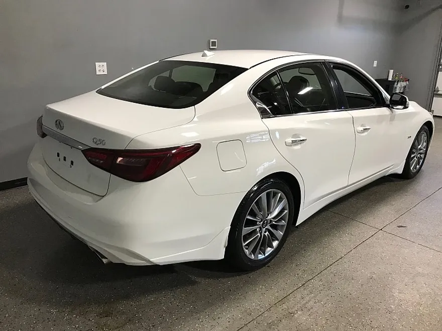 2018 Infiniti Q50 3.0t LUXE photo 1