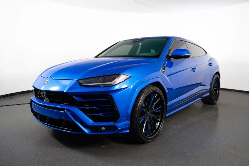 2021 Lamborghini Urus photo 1