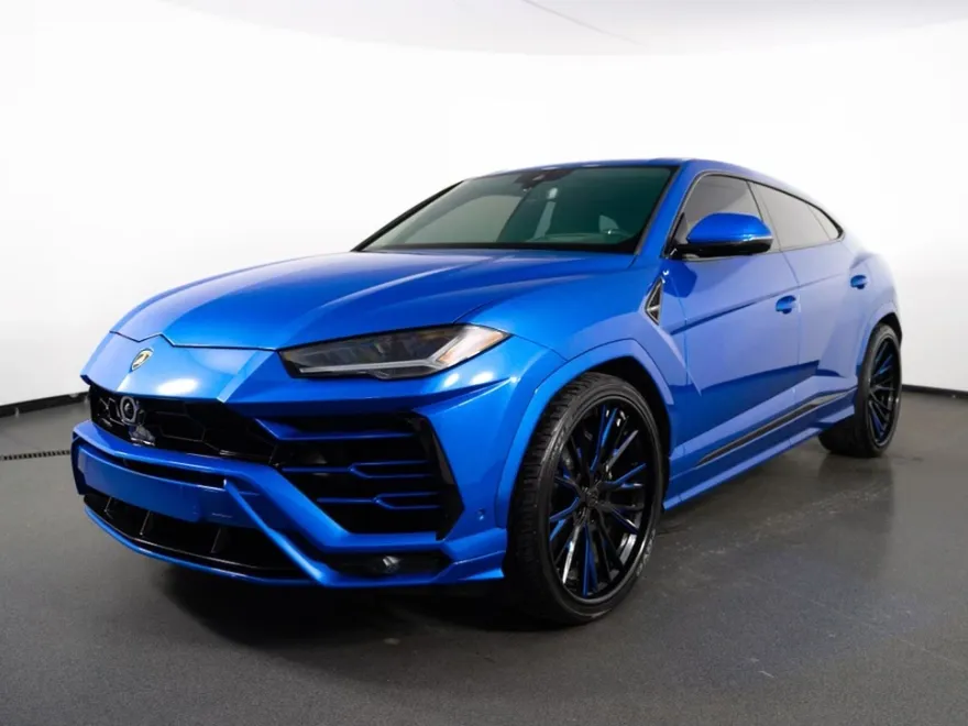 2021 Lamborghini Urus photo 1