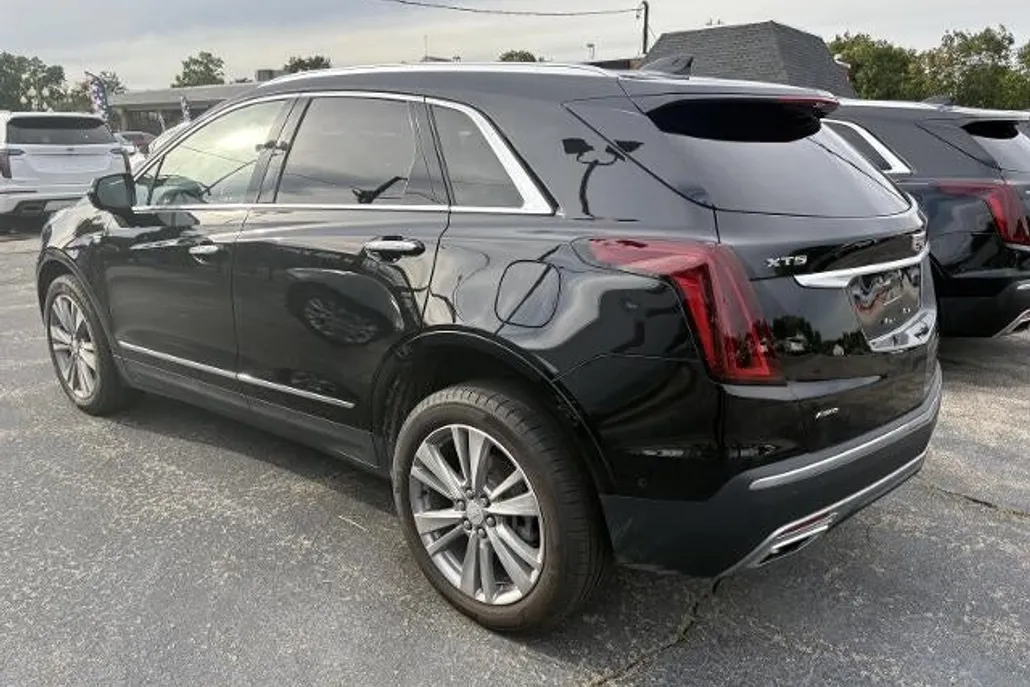 2023 Cadillac XT5 Premium Luxury photo 1