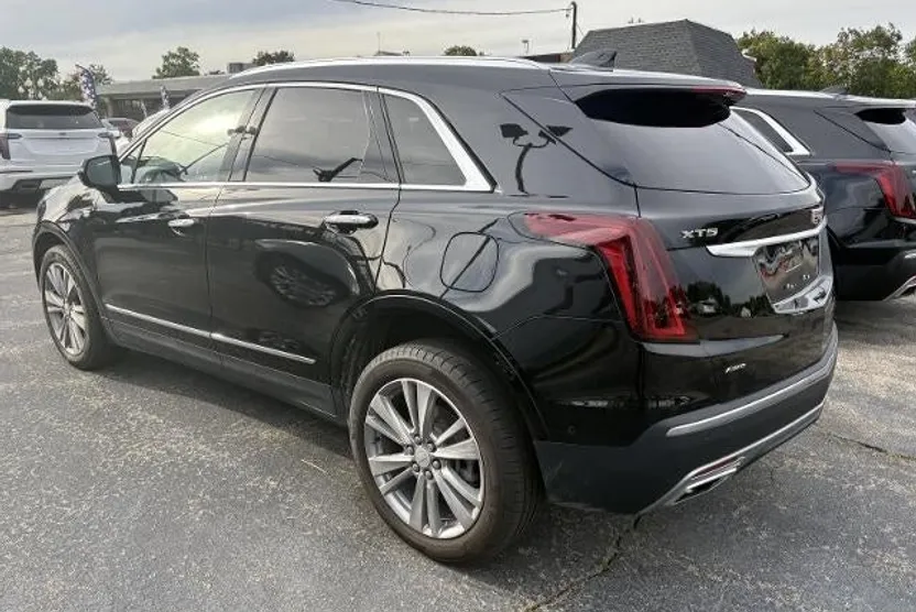 2023 Cadillac XT5 Premium Luxury photo 1