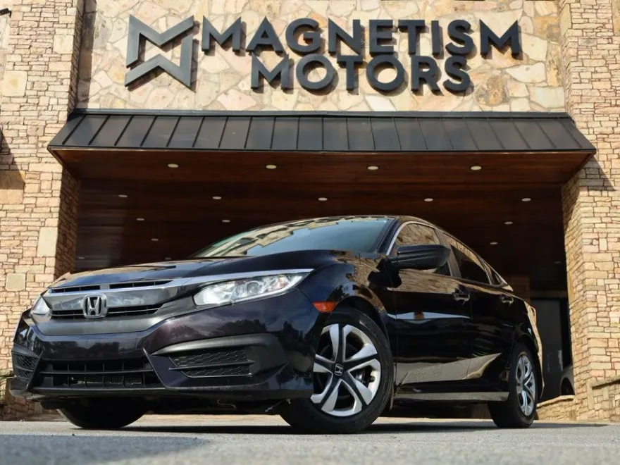 2017 Honda Civic LX photo 1