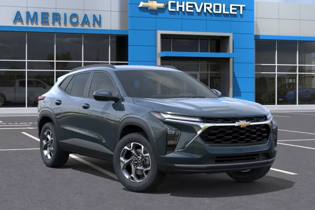 2026 Chevrolet Trax LT photo 1