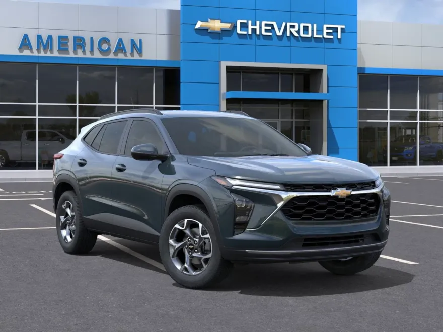 2026 Chevrolet Trax LT photo 1