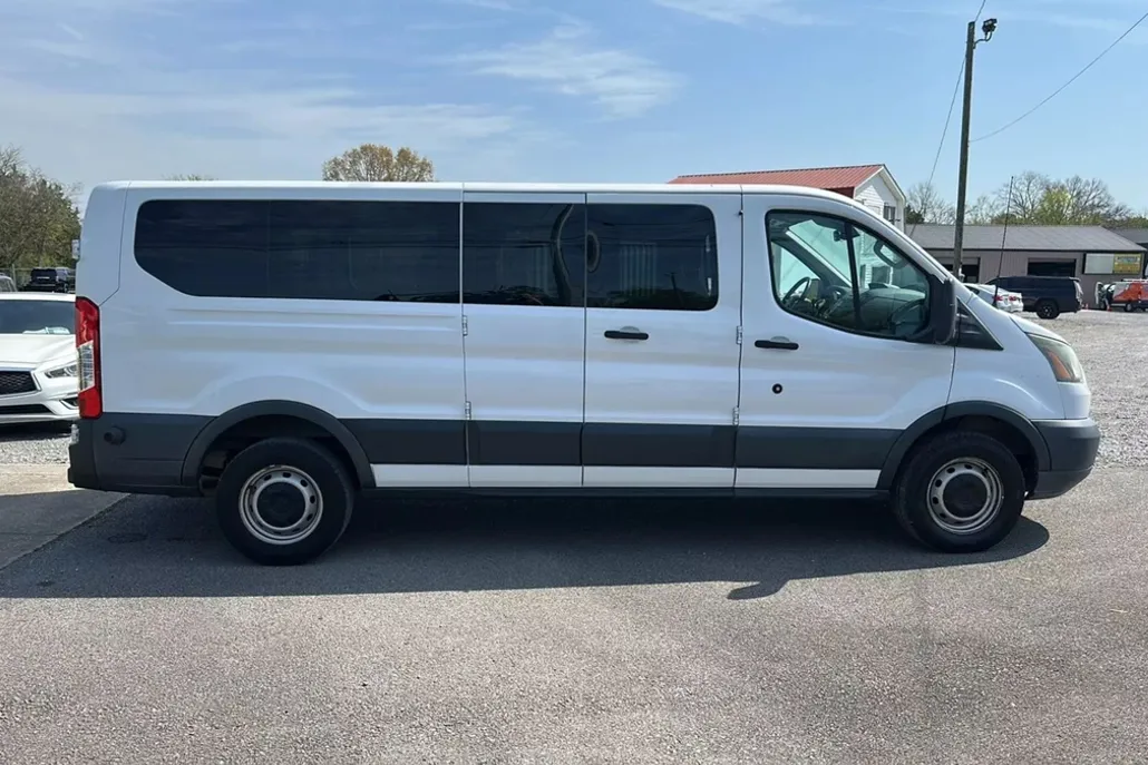 2016 Ford Transit XL Van photo 1