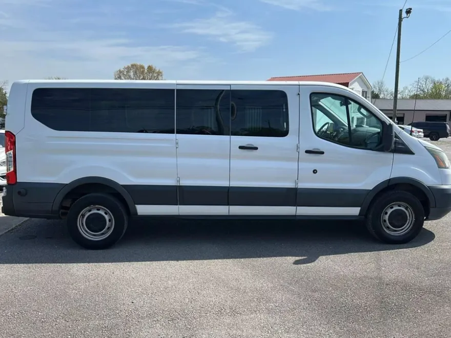 2016 Ford Transit XL Van photo 1