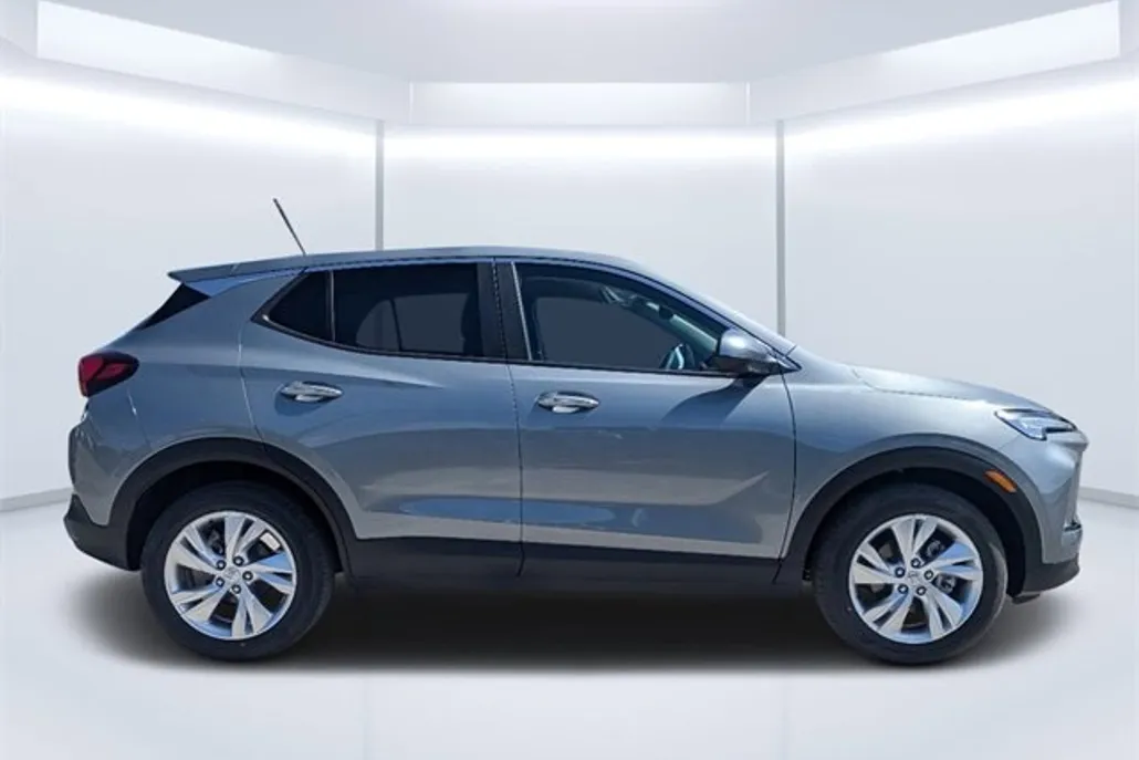 2025 Buick Encore GX Preferred photo 1