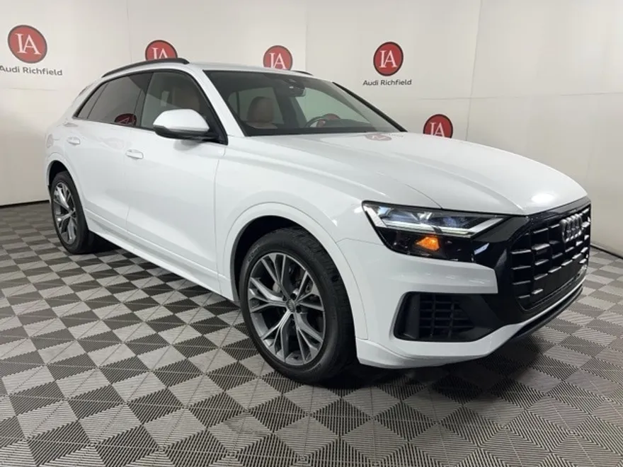 2020 Audi Q8 55 Premium photo 1