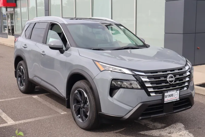2026 Nissan Rogue SV photo 1