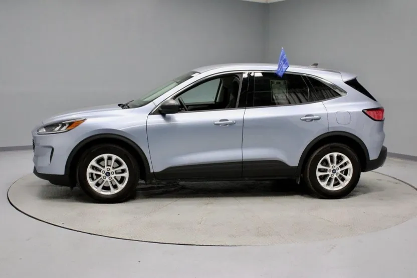 2022 Ford Escape SE photo 1