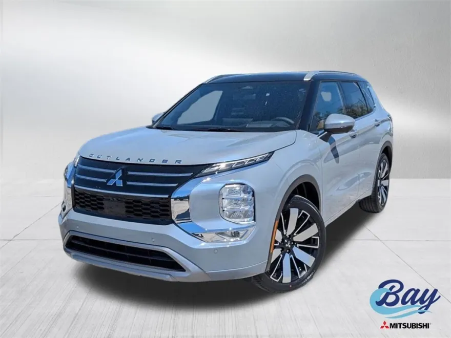 2025 Mitsubishi Outlander SEL photo 1