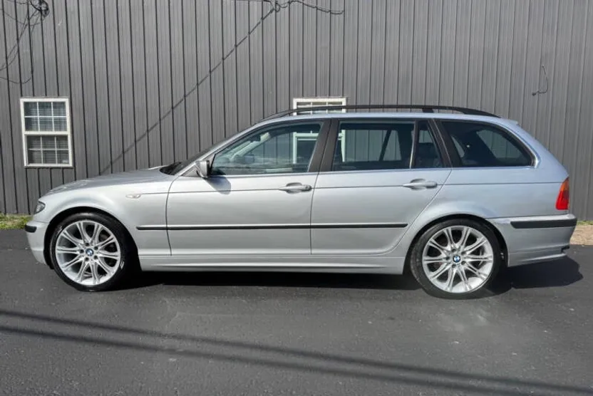 2003 Bmw 325i photo 1