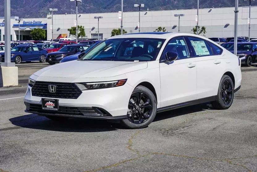 2025 Honda Accord SE photo 1