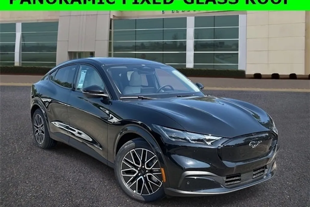 2025 Ford Mustang Mach-E Premium photo 1