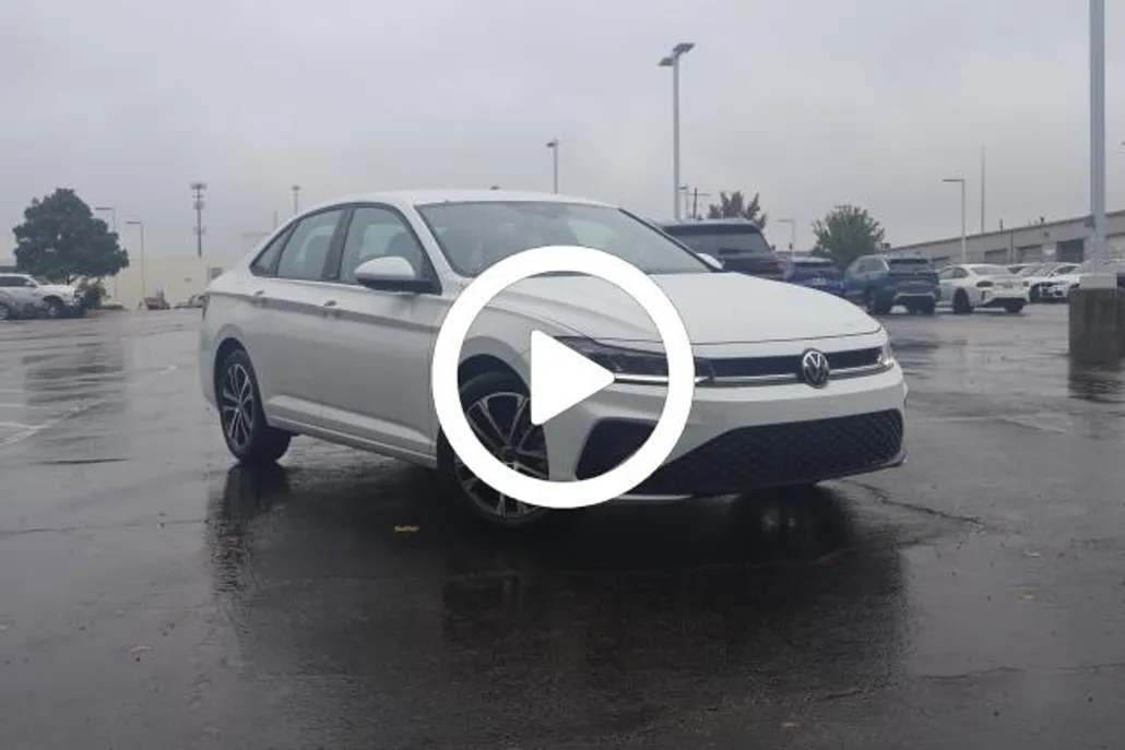 2026 Volkswagen Jetta 1.5T Sport photo 1