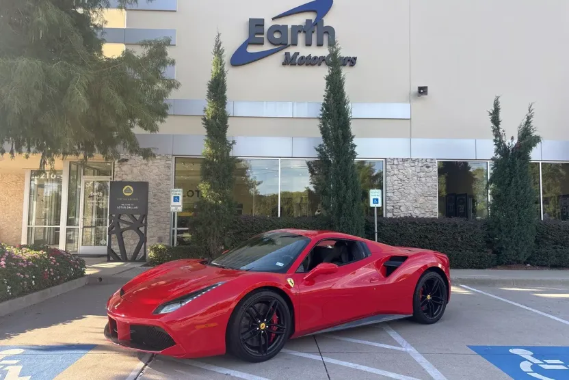 2017 Ferrari 488 Spider photo 1