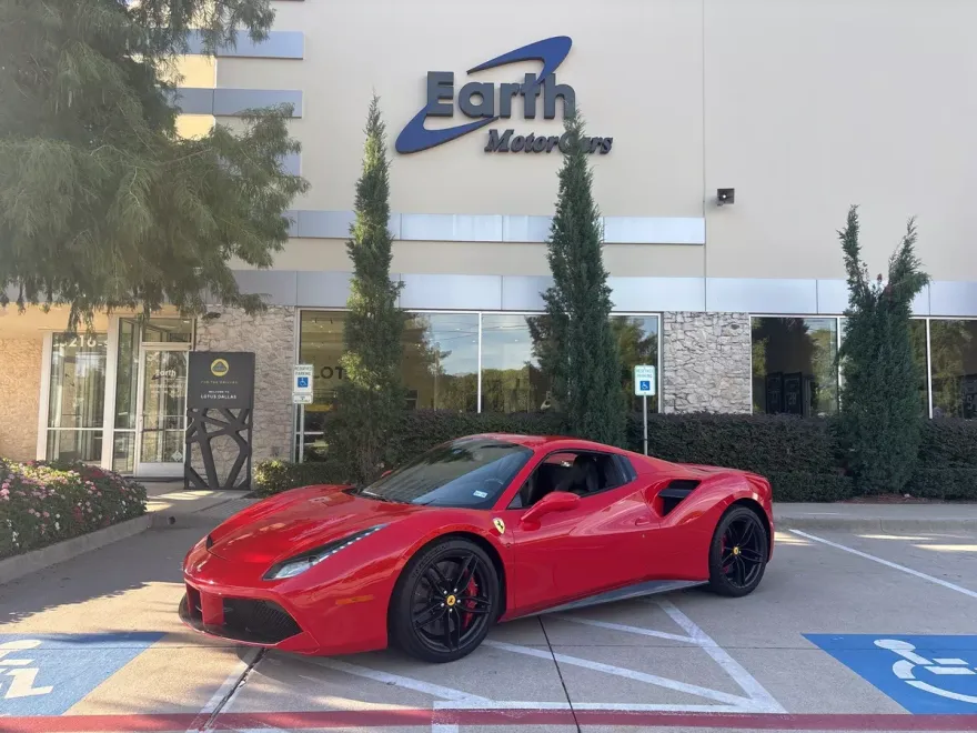 2017 Ferrari 488 Spider photo 1