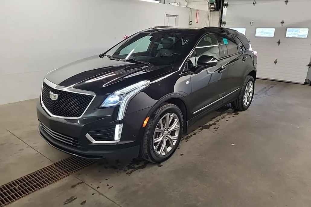 2020 Cadillac XT5 Sport photo 1
