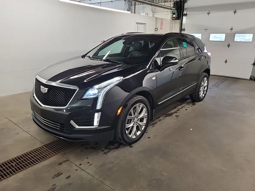 2020 Cadillac XT5 Sport photo 1