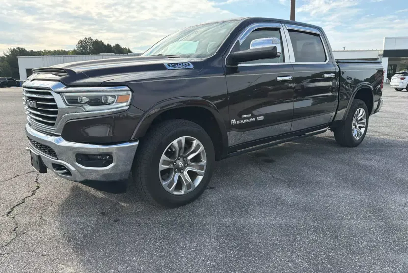 2019 Ram 1500 Longhorn photo 1