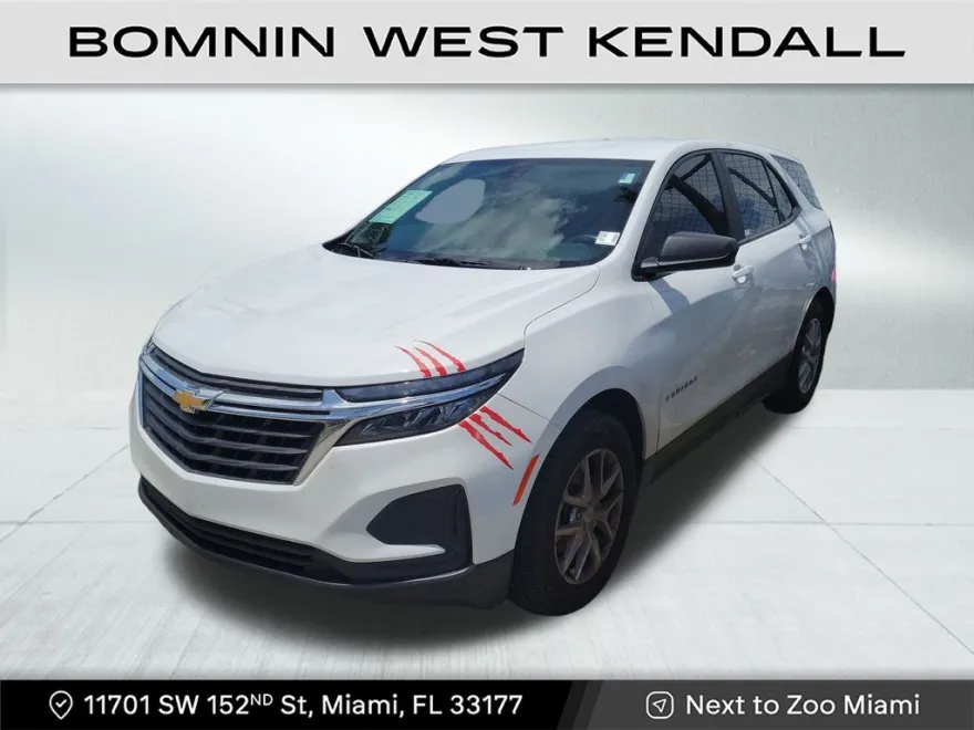 2023 Chevrolet Equinox LS photo 1