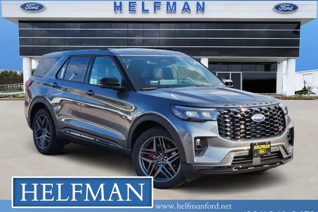 2025 Ford Explorer ST photo 1
