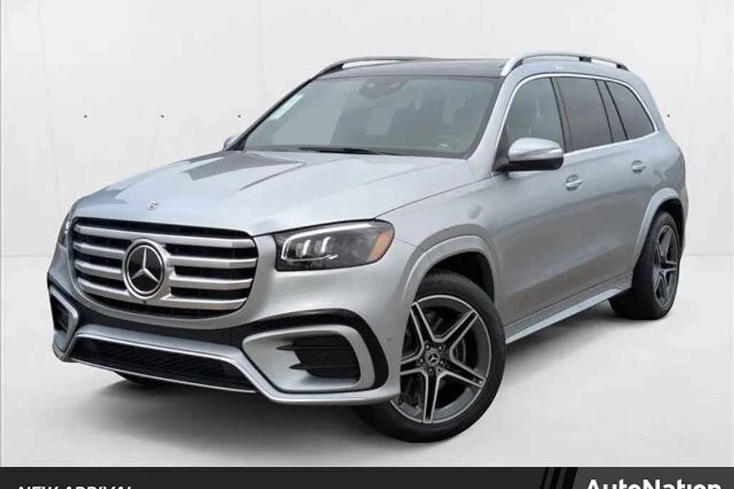 2025 Mercedes Benz GLS 450 4MATIC photo 1