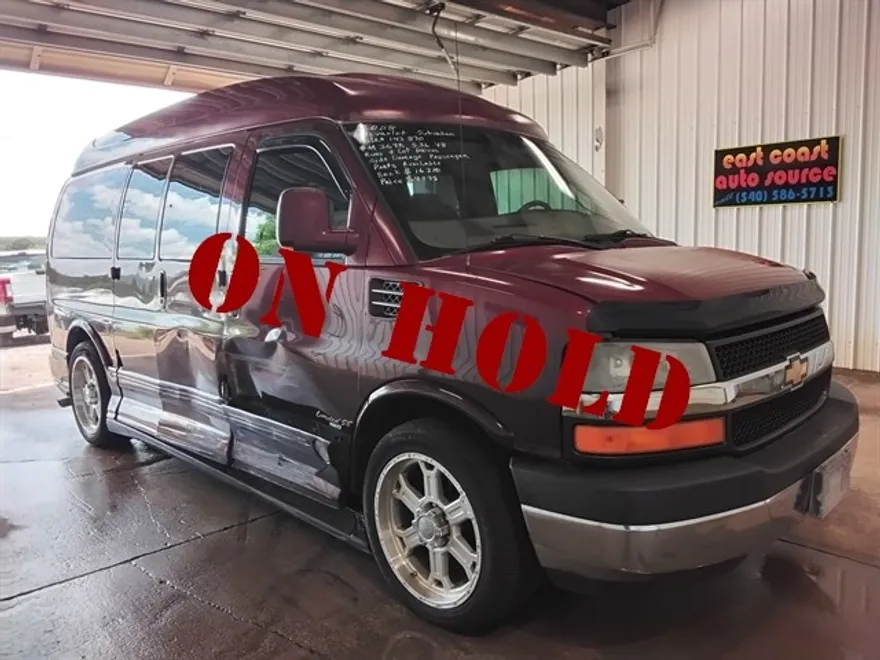 2008 Chevrolet Express Conversion Van photo 1